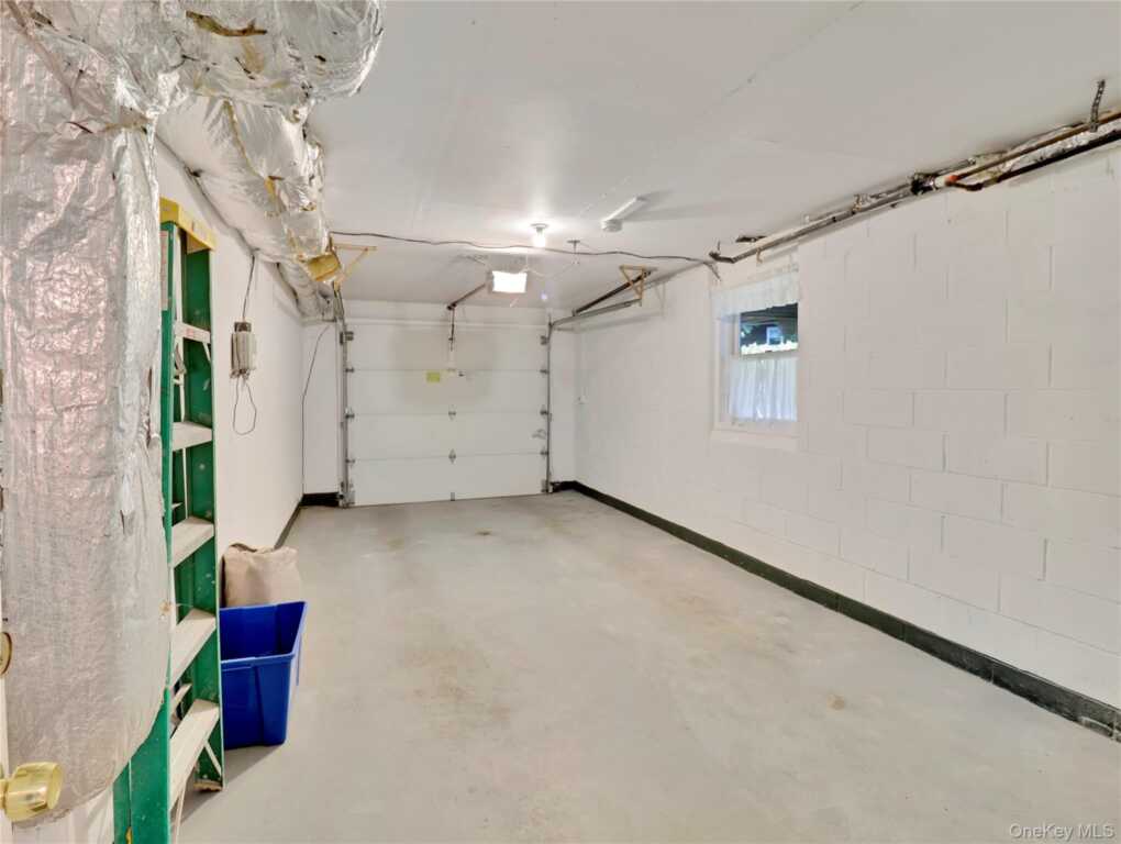 12 Fernwood Drive, New City, NY 10956 - Photo 28 of 43