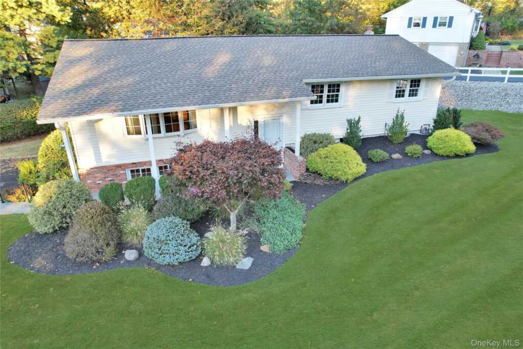 12 Fernwood Drive, New City, NY 10956 - Photo 38 of 43