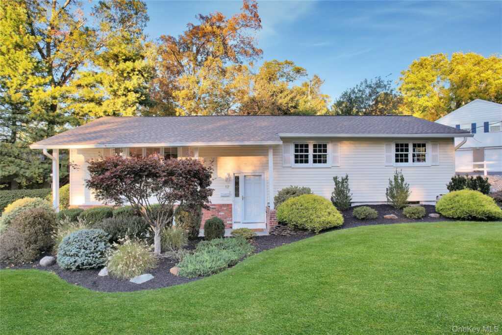 12 Fernwood Drive, New City, NY 10956 - Photo 40 of 43