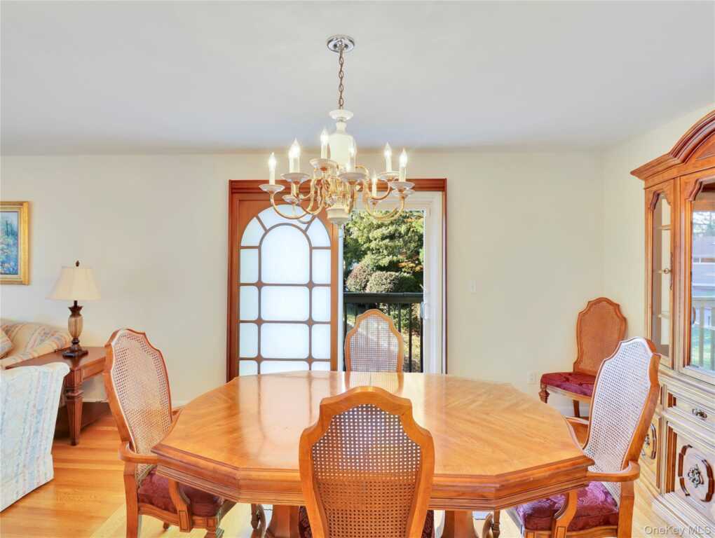 12 Fernwood Drive, New City, NY 10956 - Photo 7 of 43