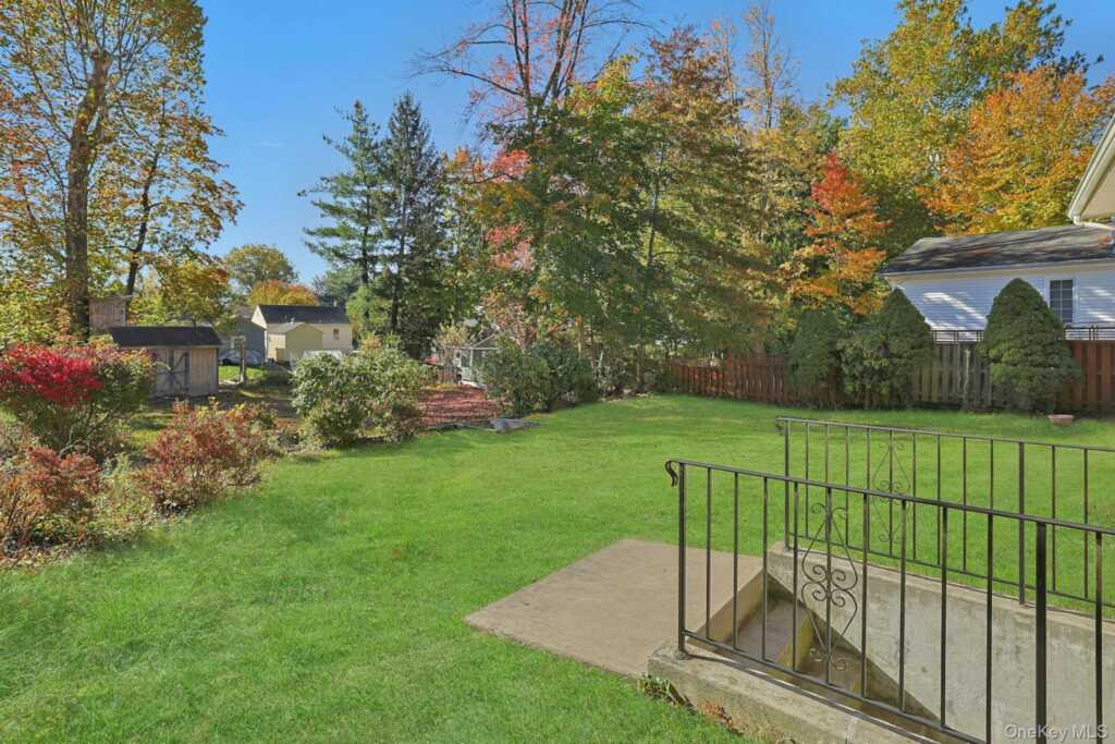 86 Braunsdorf Road, Pearl River, NY 10965 - Photo 32 of 38