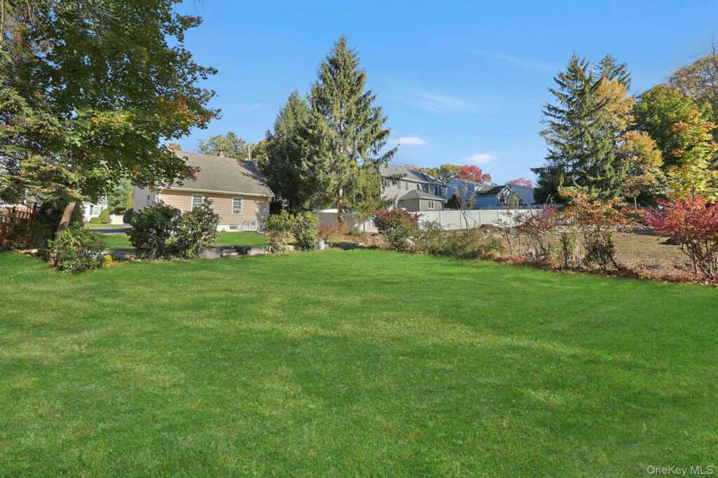 86 Braunsdorf Road, Pearl River, NY 10965 - Photo 36 of 38