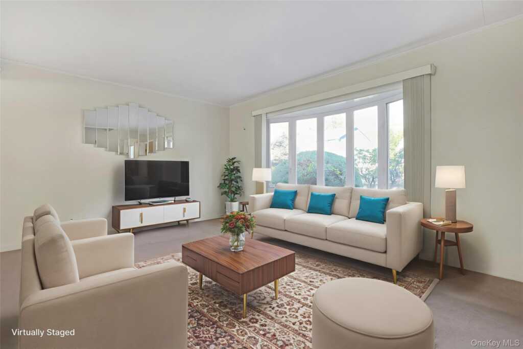 86 Braunsdorf Road, Pearl River, NY 10965 - Photo 4 of 38