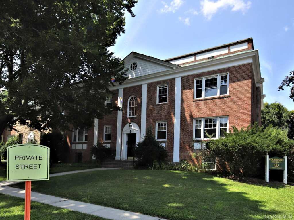 5 Laurel Street, Unit #A3, Rye, NY 10580 - Photo 2 of 8