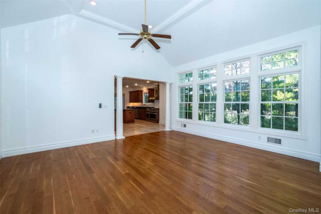 1 Mill Pond Lane, New Rochelle, NY 10805 - Photo 12 of 38