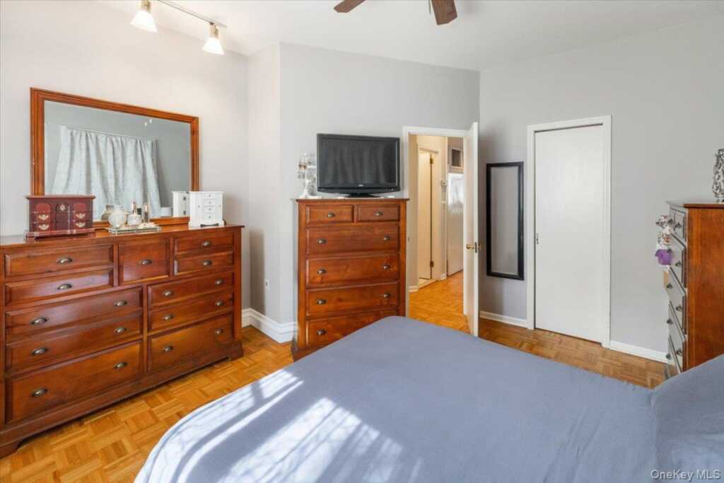 21 Van Orden Avenue, Suffern, NY 10901 - Photo 20 of 30