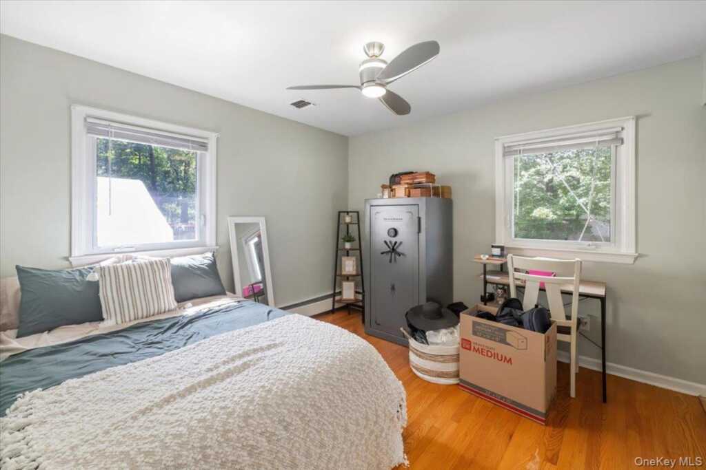 21 Van Orden Avenue, Suffern, NY 10901 - Photo 21 of 30