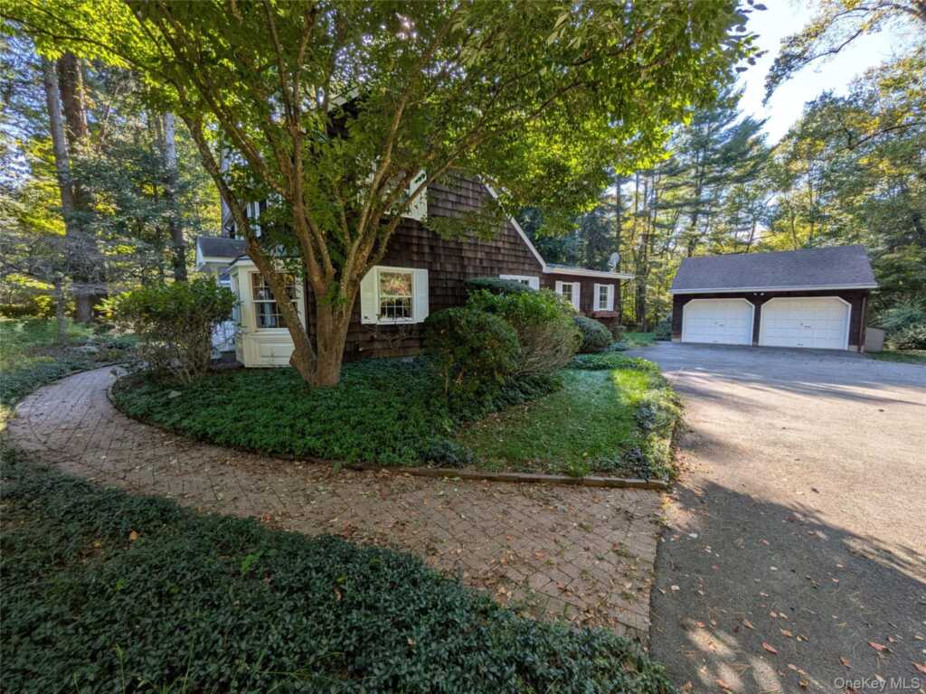 31 Mile Road, Suffern, NY 10901 - Photo 2 of 32