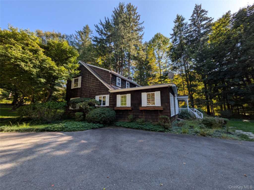 31 Mile Road, Suffern, NY 10901 - Photo 5 of 32