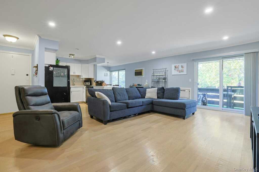 153 Sierra Vista Lane, Valley Cottage, NY 10989 - Photo 13 of 37