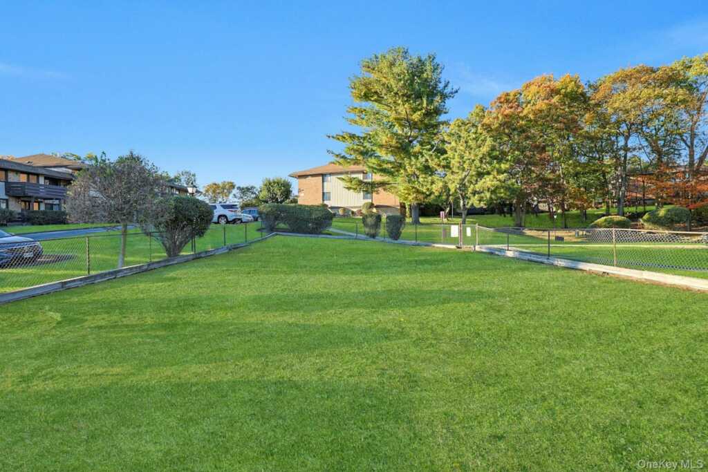 153 Sierra Vista Lane, Valley Cottage, NY 10989 - Photo 27 of 37