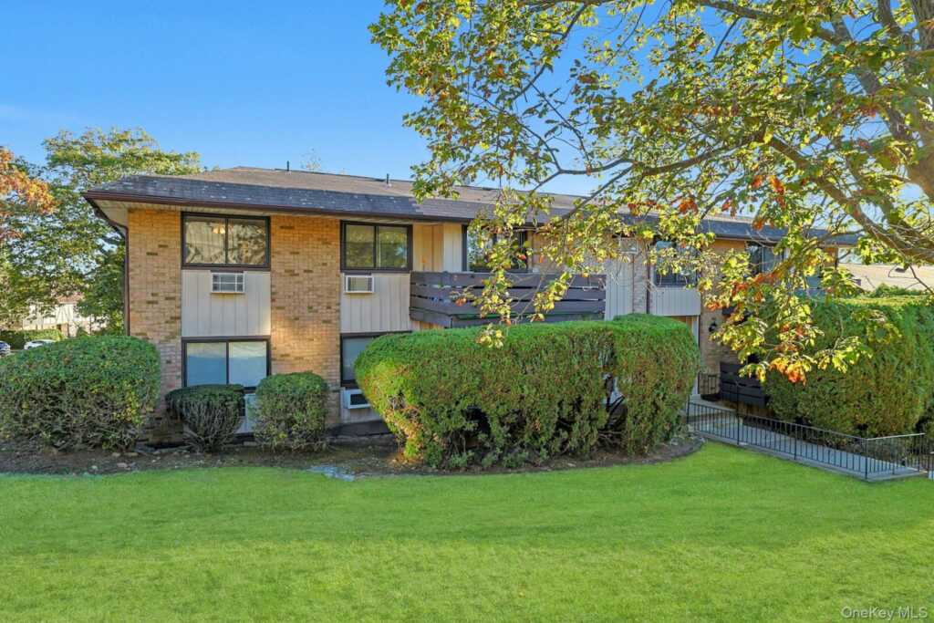 153 Sierra Vista Lane, Valley Cottage, NY 10989 - Photo 29 of 37