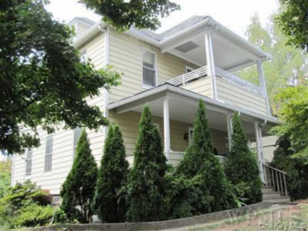 518 Locust Avenue, Rye, NY 10573 - Photo 2 of 5