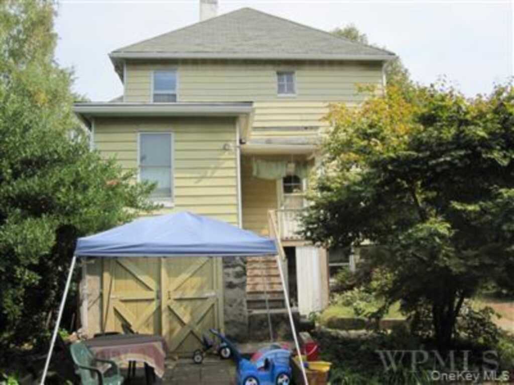 518 Locust Avenue, Rye, NY 10573 - Photo 4 of 5