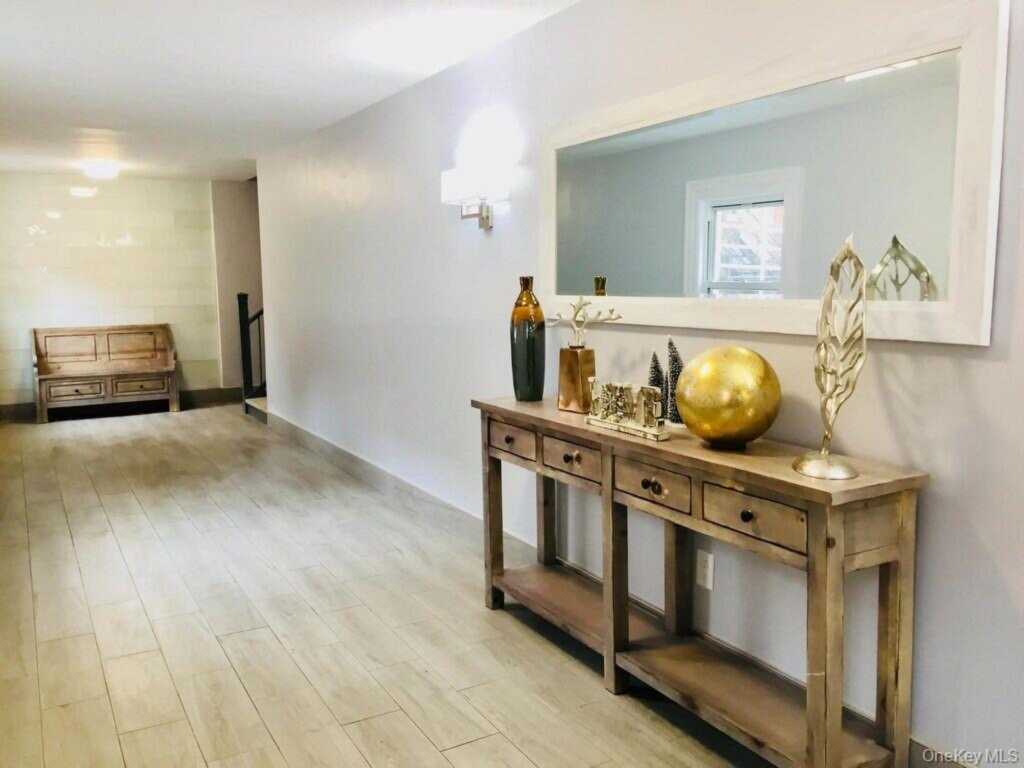 196 Martine Avenue, Unit #5C, White Plains, NY 10601 - Photo 18 of 18