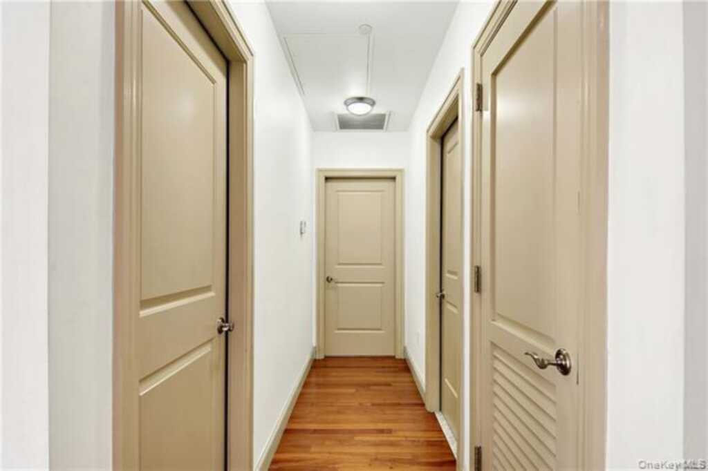 543 Main Street, Unit #402, New Rochelle, NY 10801 - Photo 11 of 21