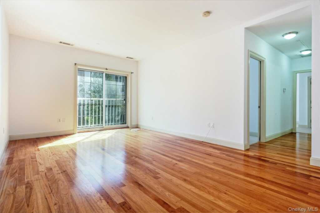 543 Main Street, Unit #402, New Rochelle, NY 10801 - Photo 5 of 21