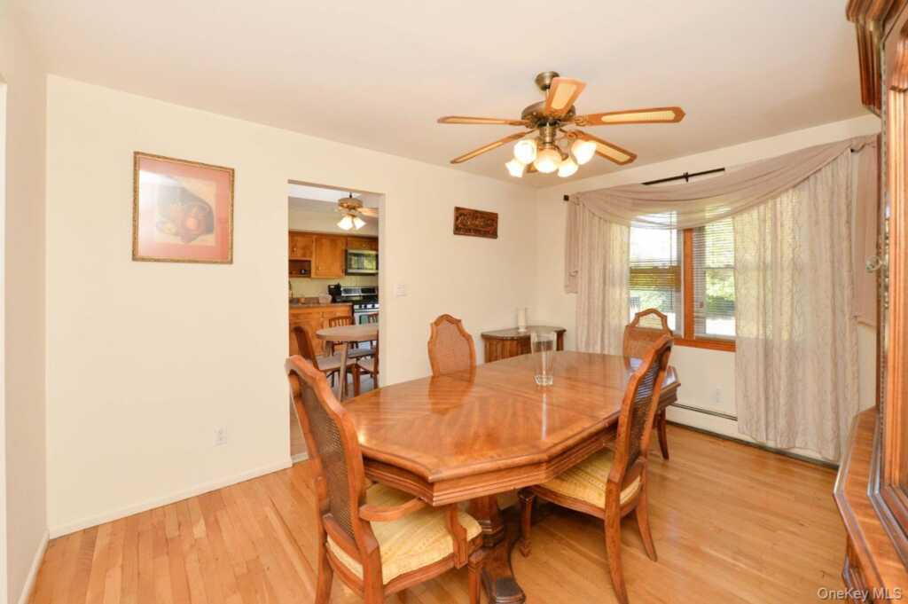 13 Park Terrace, Valley Cottage, NY 10989 - Photo 8 of 31