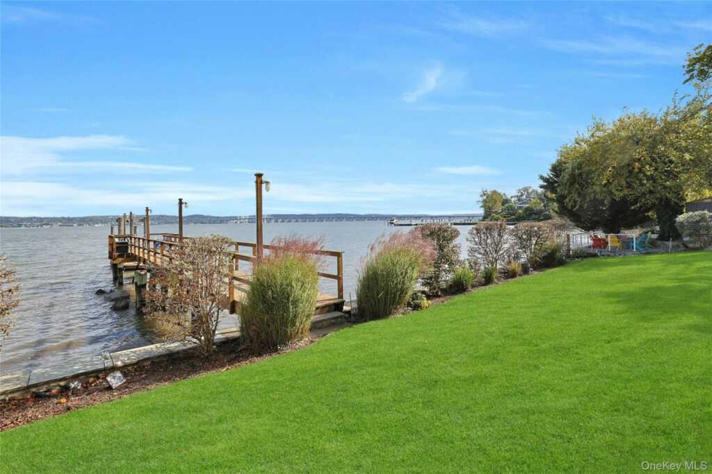 137 Piermont Avenue, Nyack, NY 10960 - Photo 49 of 50