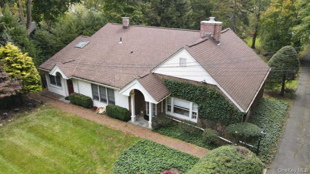 395 Little Tor Road, New City, NY 10956 - Photo 4 of 28