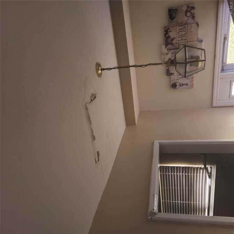 73 Lonergan Drive, Suffern, NY 10901 - Photo 2 of 34