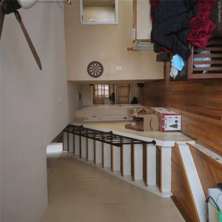 73 Lonergan Drive, Suffern, NY 10901 - Photo 7 of 34