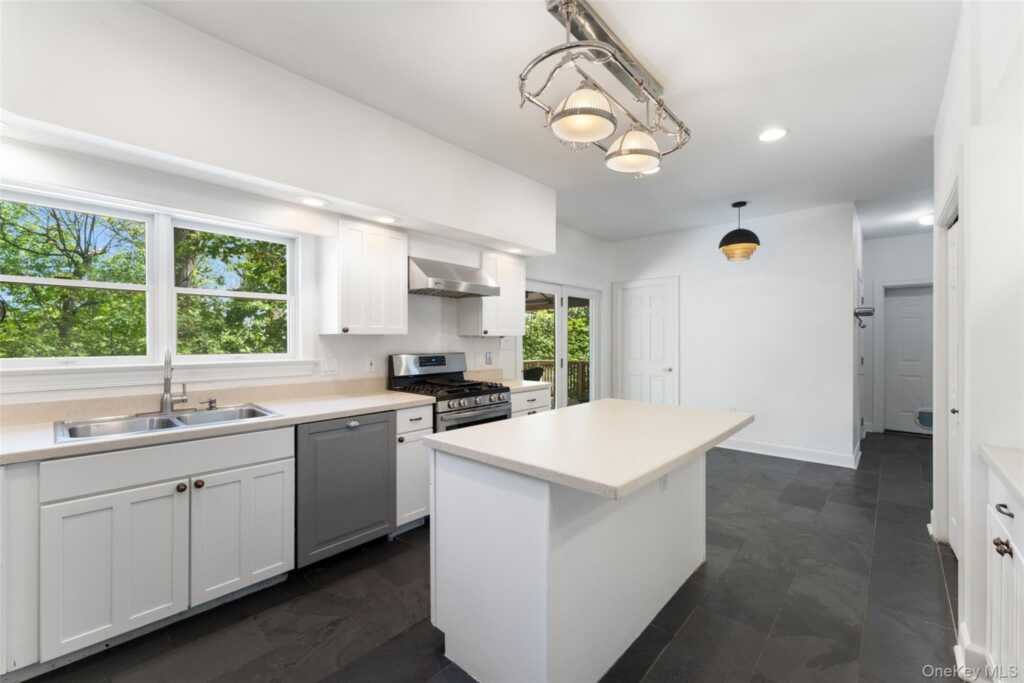 50 Franklin Street, Piermont, NY 10968 - Photo 14 of 44