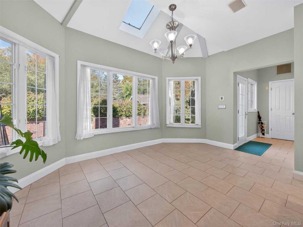 3 Cutler Court, Suffern, NY 10901 - Photo 10 of 47