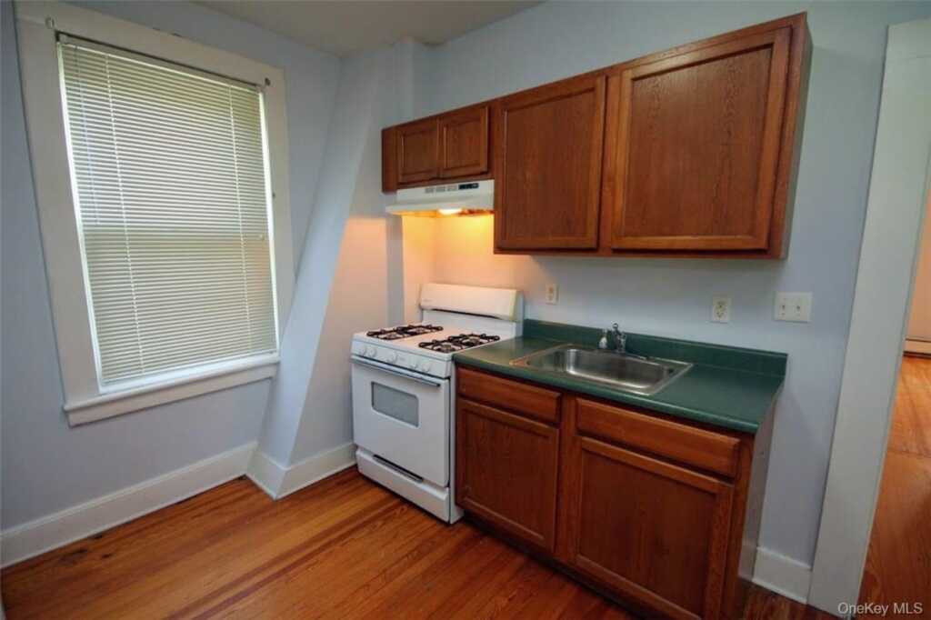 11 Liberty Drive, Unit #5, Stony Point, NY 10980 - Photo 4 of 17