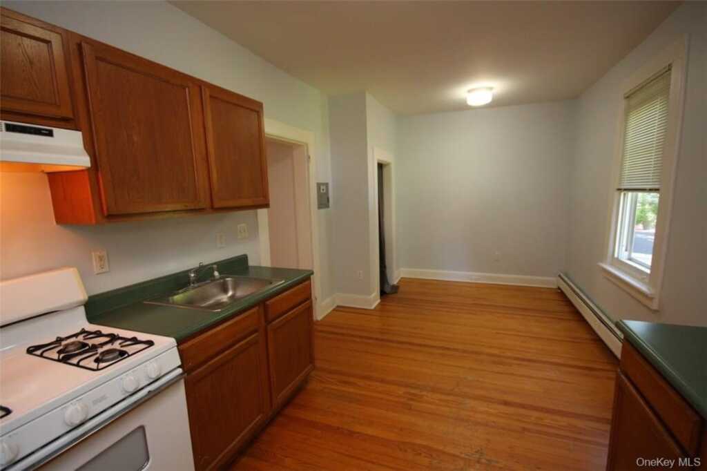 11 Liberty Drive, Unit #5, Stony Point, NY 10980 - Photo 8 of 17