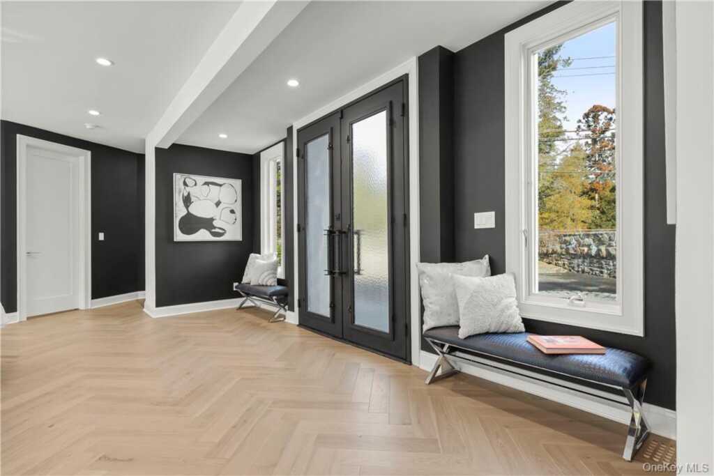 343 Purchase Street, Rye, NY 10580 - Photo 3 of 36