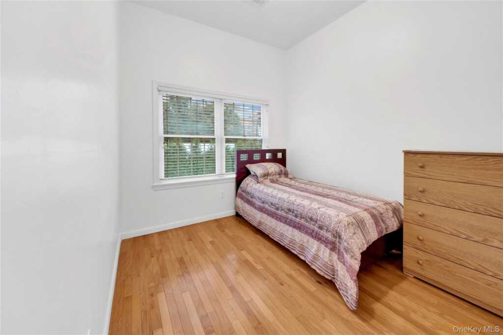 752 Pelham Road, Unit #4, New Rochelle, NY 10805 - Photo 17 of 27