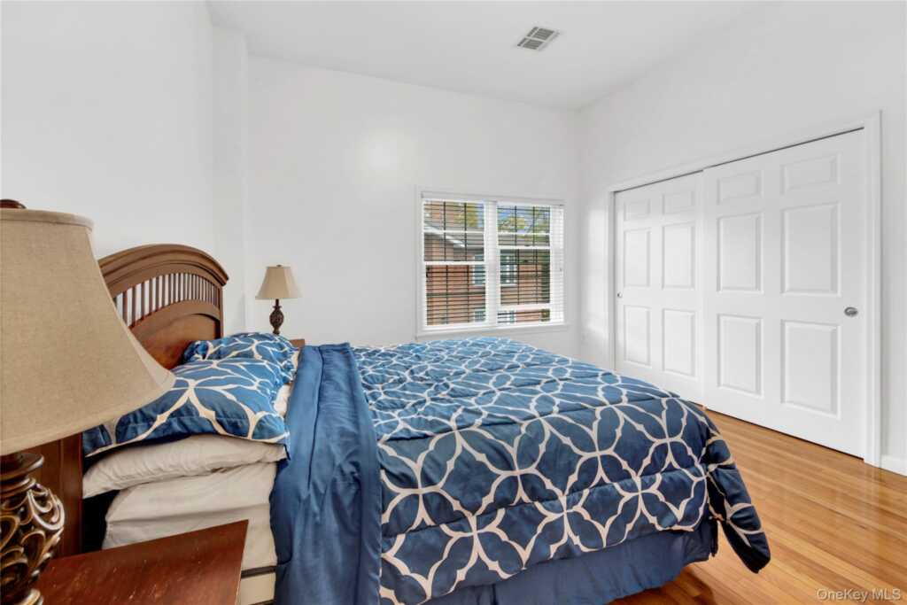 752 Pelham Road, Unit #4, New Rochelle, NY 10805 - Photo 20 of 27