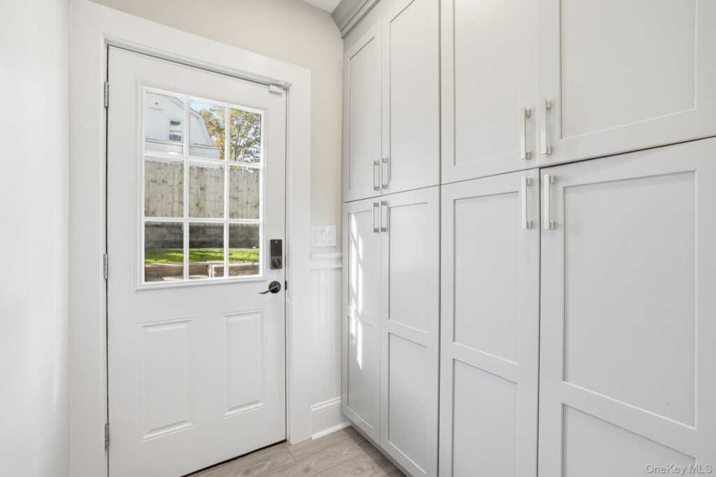 180 Fairview Avenue, Rye, NY 10573 - Photo 22 of 49