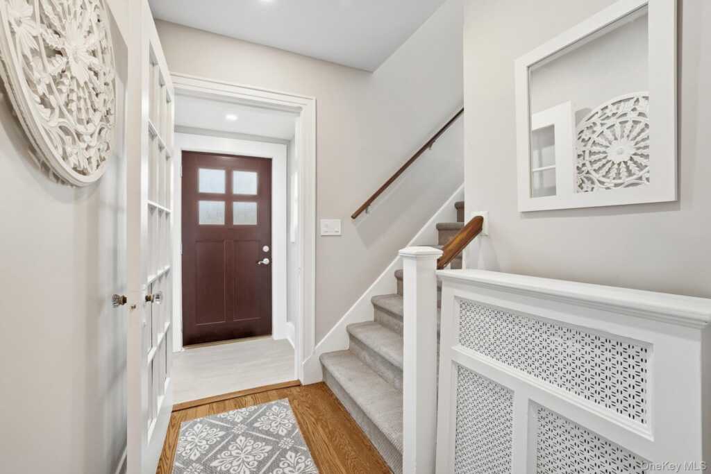 180 Fairview Avenue, Rye, NY 10573 - Photo 3 of 49