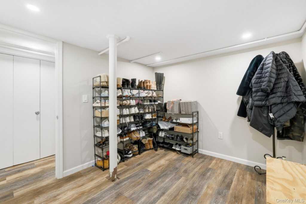 180 Fairview Avenue, Rye, NY 10573 - Photo 44 of 49