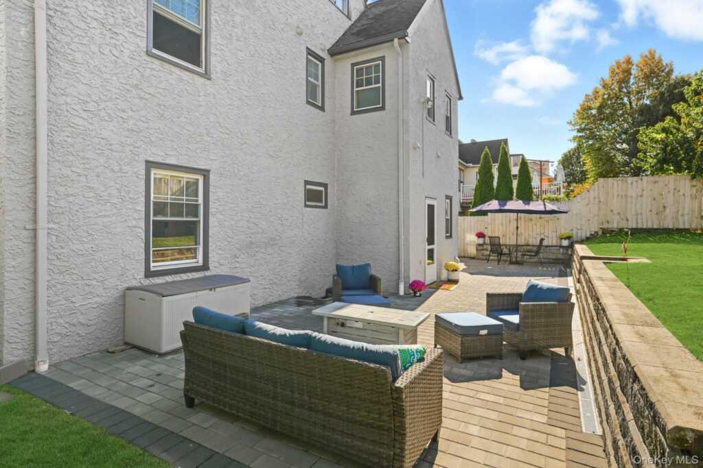 180 Fairview Avenue, Rye, NY 10573 - Photo 47 of 49