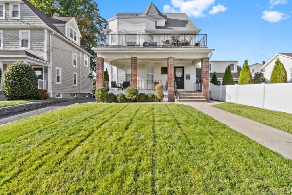 13 Hanford Street, Unit #1, New Rochelle, NY 10805 - Photo 18 of 19