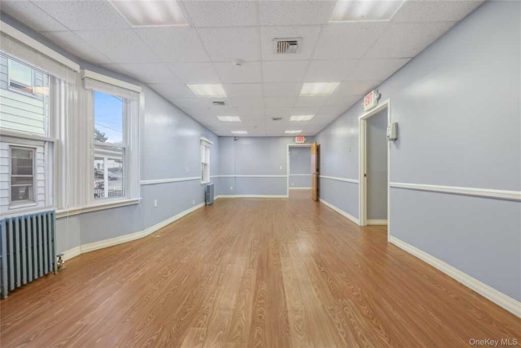 108 Van Guilder Avenue, New Rochelle, NY 10801 - Photo 25 of 41