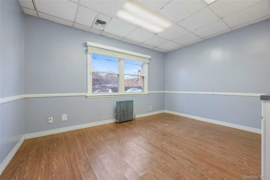 108 Van Guilder Avenue, New Rochelle, NY 10801 - Photo 31 of 41