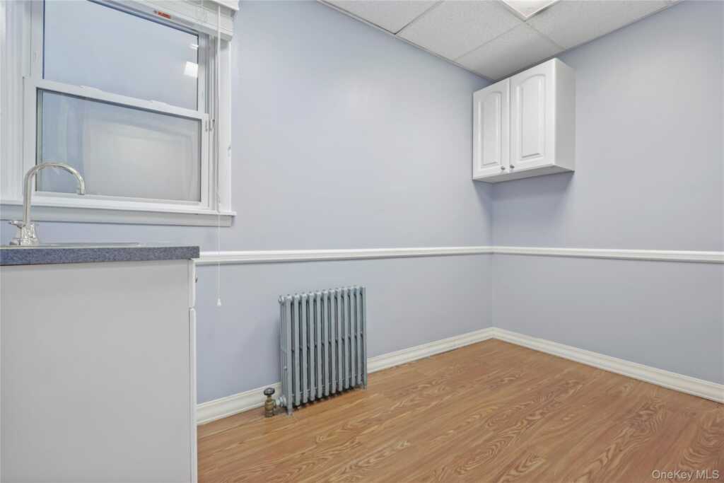 108 Van Guilder Avenue, New Rochelle, NY 10801 - Photo 35 of 41