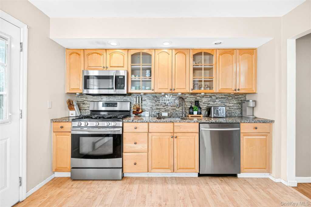 9 Ann Avenue, Stony Point, NY 10980 - Photo 12 of 50