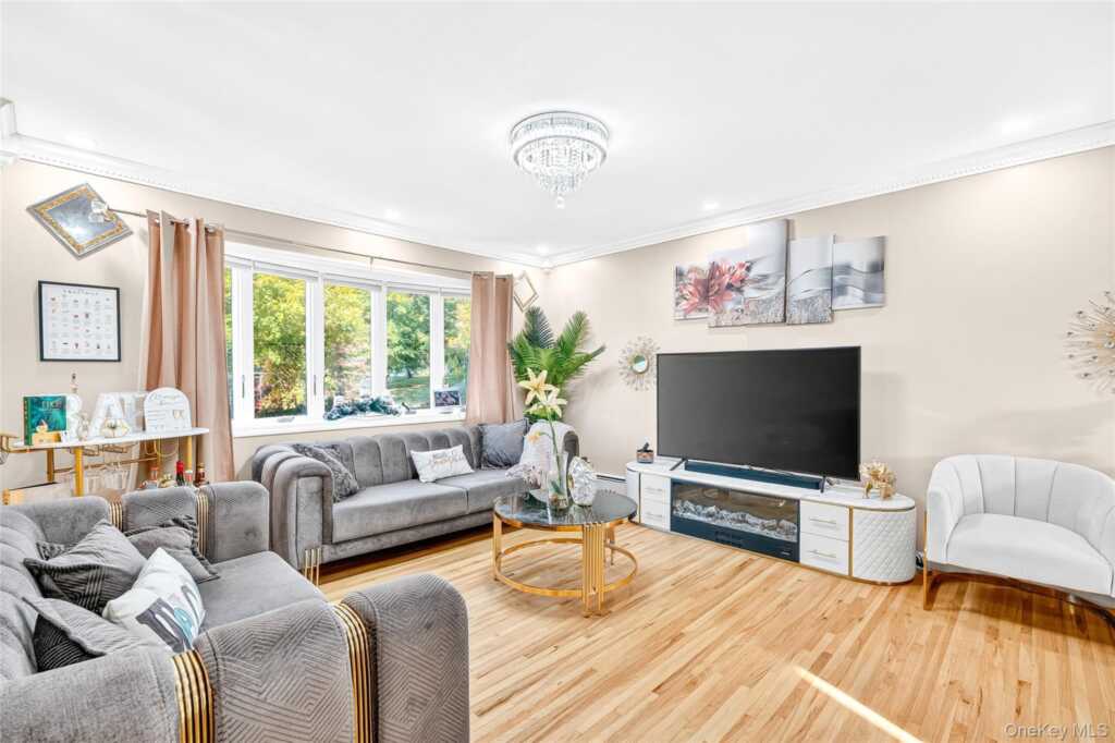 9 Ann Avenue, Stony Point, NY 10980 - Photo 4 of 50