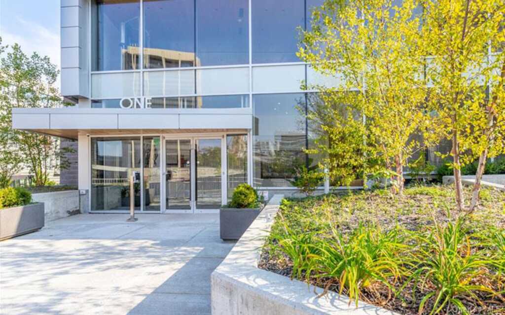 1 Dekalb Avenue, Unit #406, White Plains, NY 10605 - Photo 7 of 18