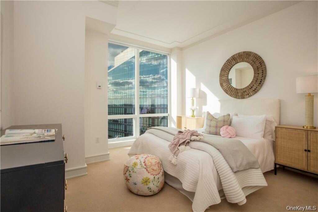 1 Renaissance Square, Unit #PH4CD, White Plains, NY 10601 - Photo 19 of 24