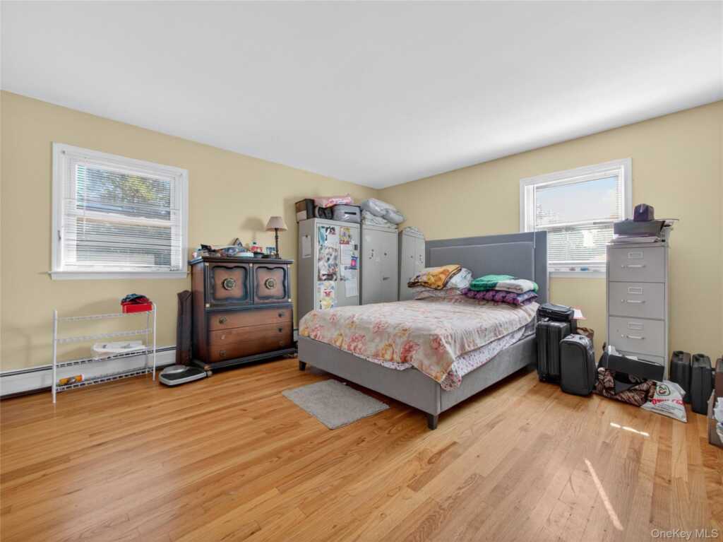 37 Carnation Drive, Nanuet, NY 10954 - Photo 16 of 38