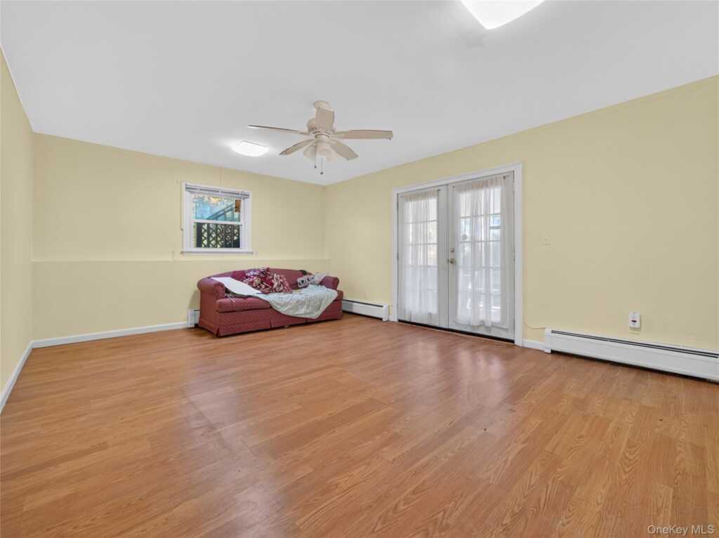 37 Carnation Drive, Nanuet, NY 10954 - Photo 21 of 38