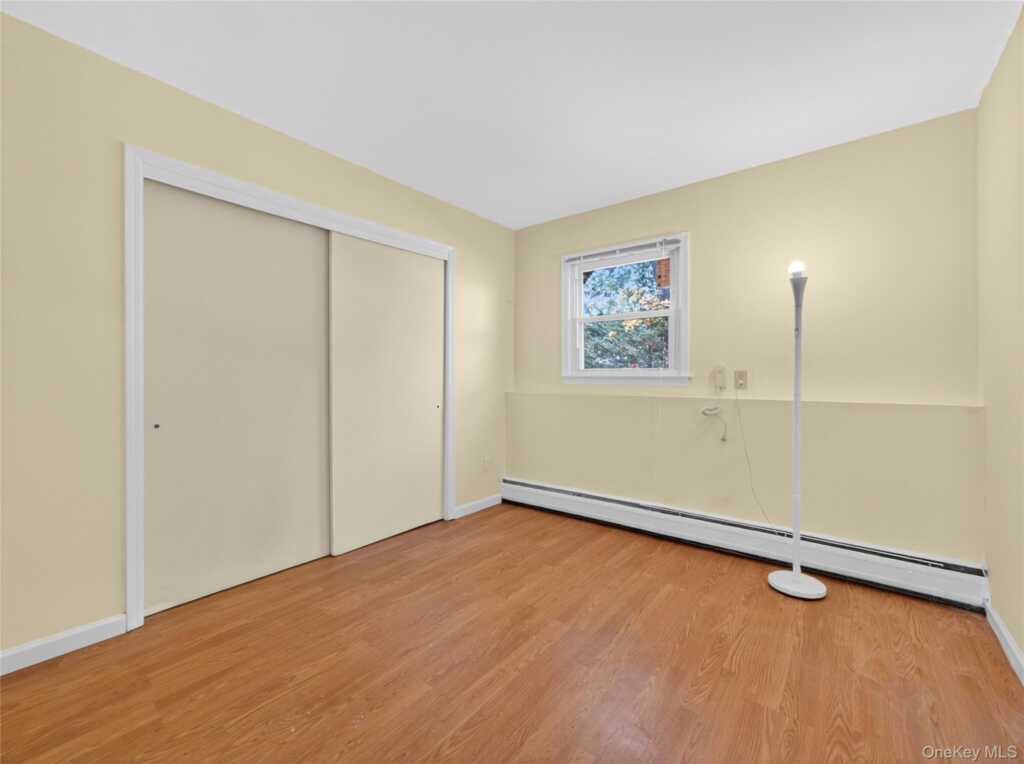 37 Carnation Drive, Nanuet, NY 10954 - Photo 27 of 38