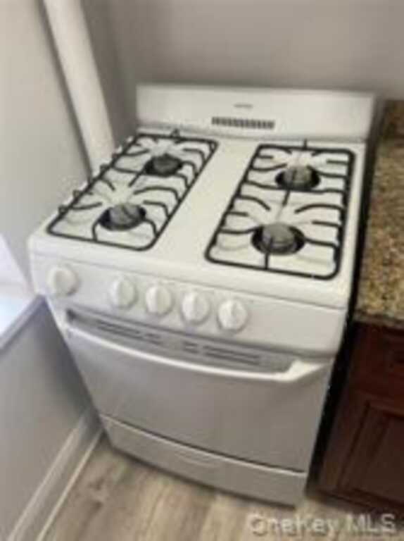 210 Martine Avenue, Unit #2M, White Plains, NY 10601 - Photo 7 of 10