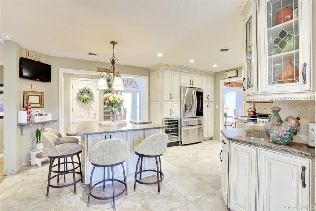 3 Mohawk Court, Stony Point, NY 10980 - Photo 11 of 35